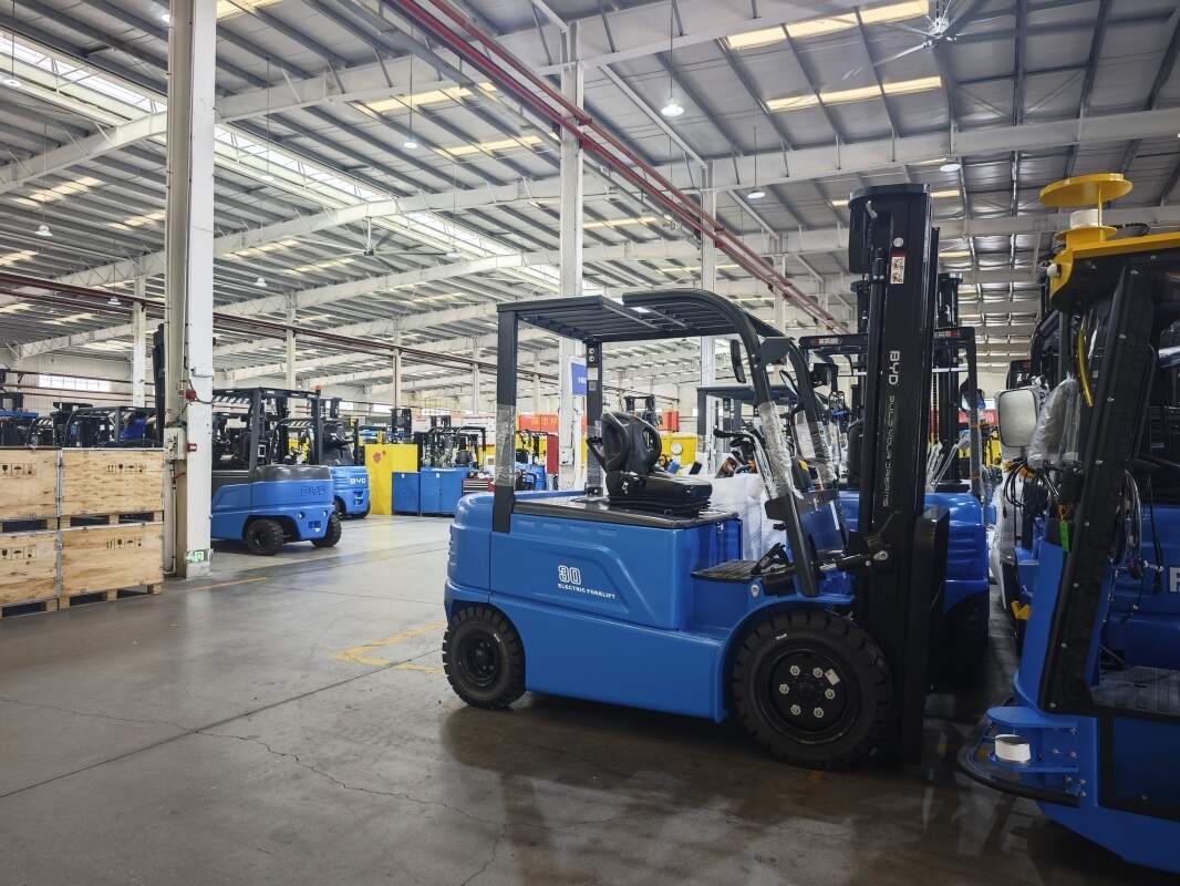 Optimiser vos opérations avec votre chariot élévateur à contrepoids électrique