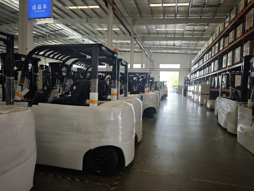 2026 : pourquoi passer à votre chariot élévateur électrique 10 tonnes ?