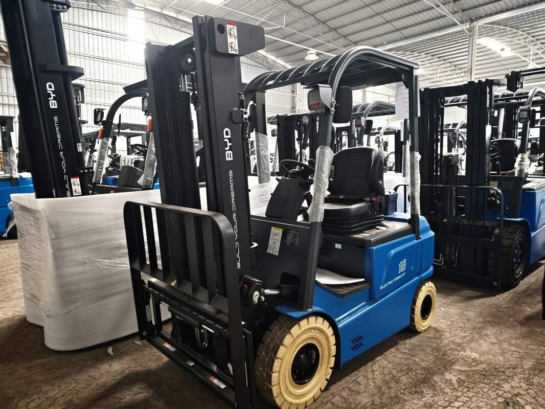 Acheter votre chariot frontal électrique : les pièges à éviter(Figure1) Acheter votre chariot frontal électrique : les pièges à éviter(Figure1)