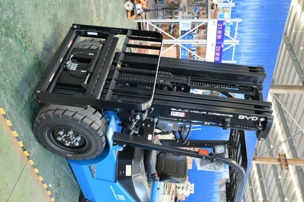 Comment bien choisir votre chariot élévateur électrique 5 tonnes ?(Figure1) Comment bien choisir votre chariot élévateur électrique 5 tonnes ?(Figure1)