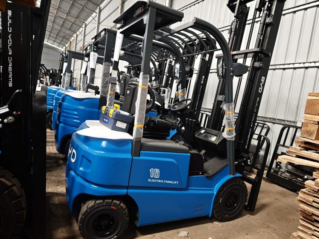 Chariot élévateur électrique lithium : les clés pour votre chambre froide