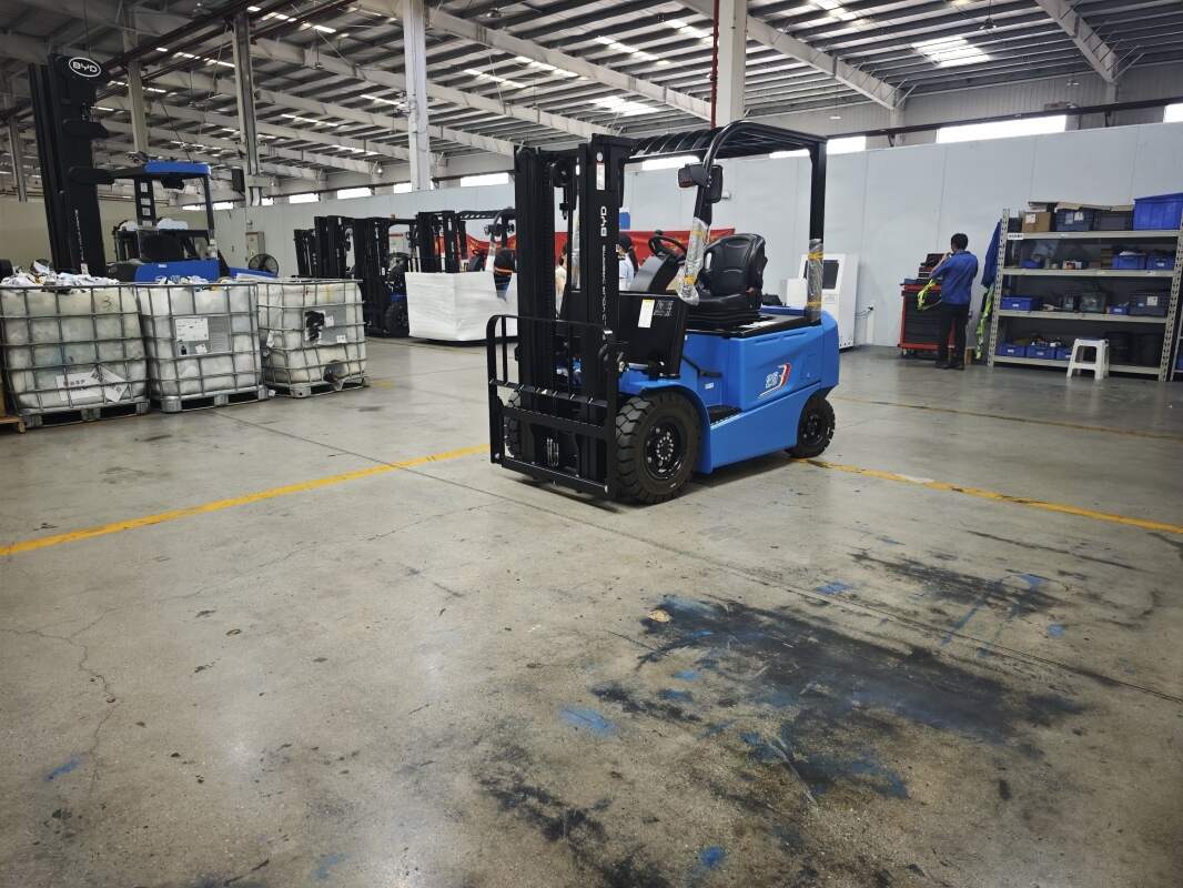 Chariot élévateur électrique 5 tonnes pour votre espace confiné : le guide compl