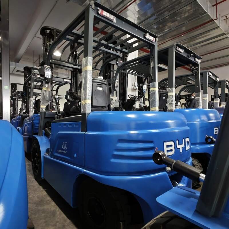 Gerbeur électrique : comparer les offres sans se tromper